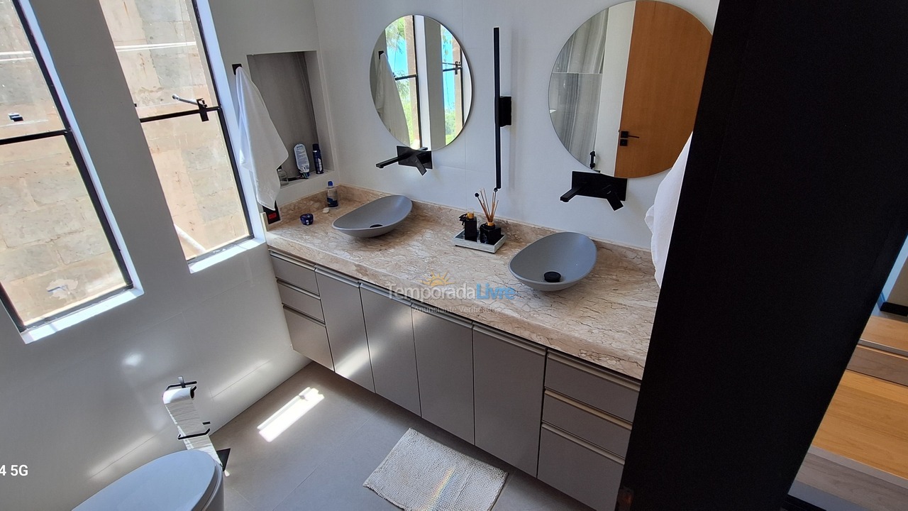 Casa para aluguel de temporada em Ilhabela (Siriúba)