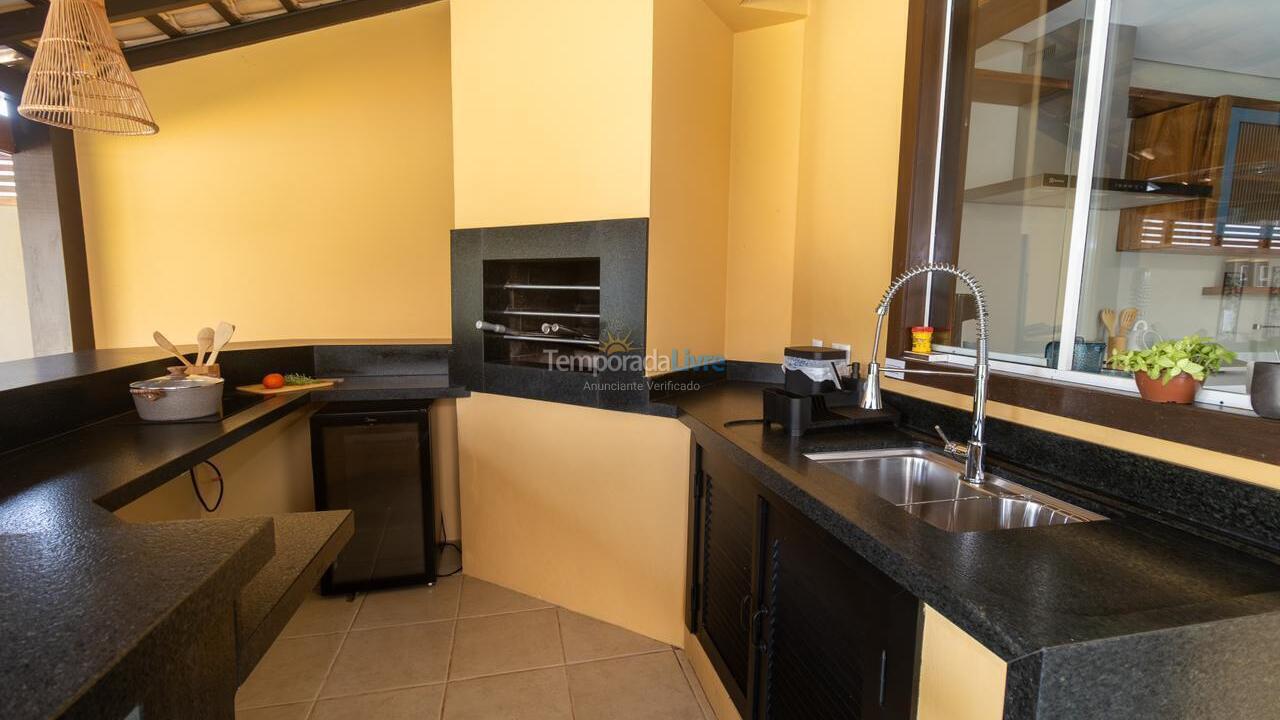 House for vacation rental in Bombinhas (Canto Grande)