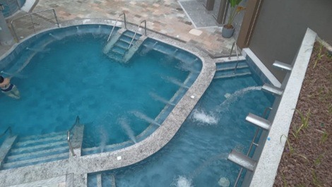 Cell.62 985647110 with wi-fi PRIVÊ DAS CALDAS-Center/Daily rates Mon-Fri R$185