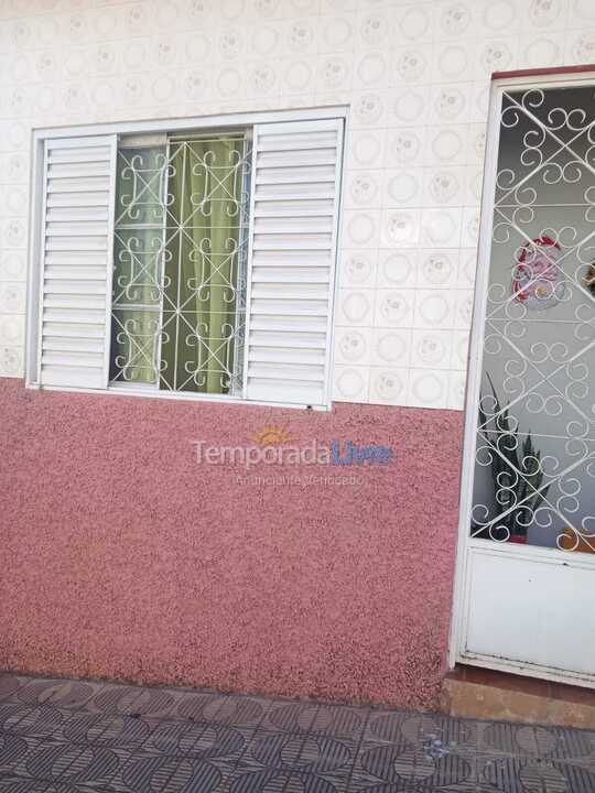 Casa para aluguel de temporada em Três Corações (Vila Lima)