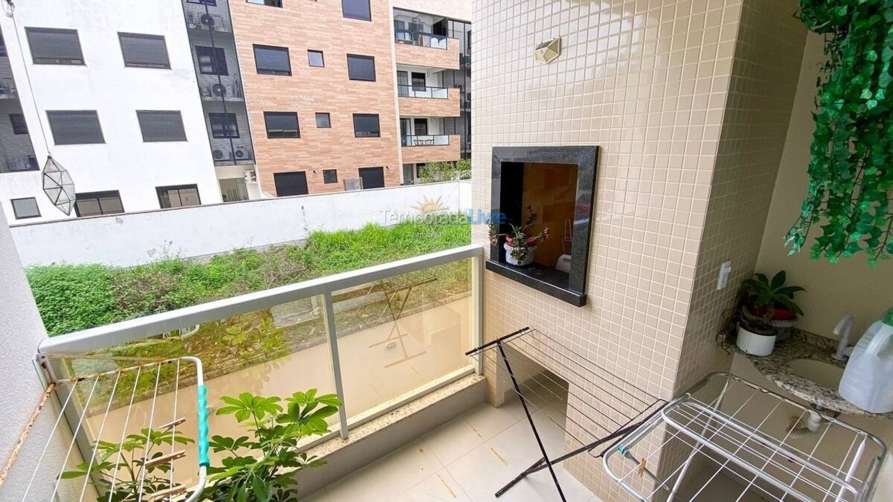 Apartment for vacation rental in Governador Celso Ramos (Praia de Palmas)