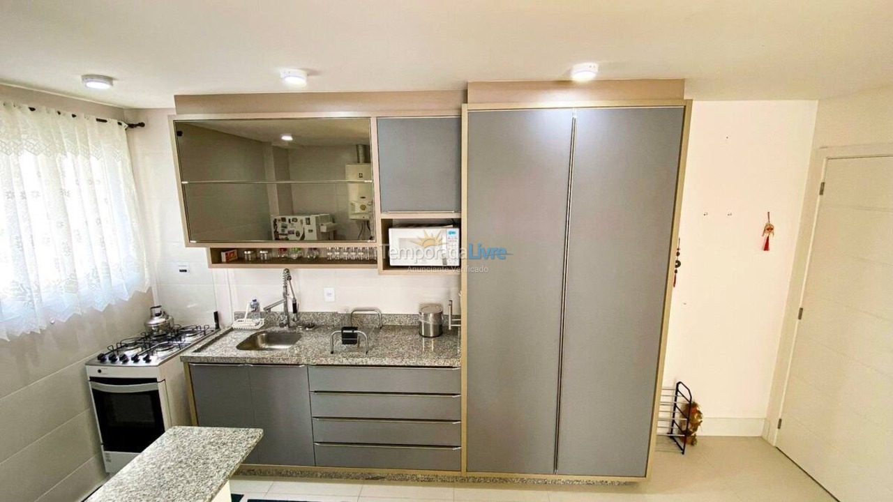 Apartment for vacation rental in Governador Celso Ramos (Praia de Palmas)