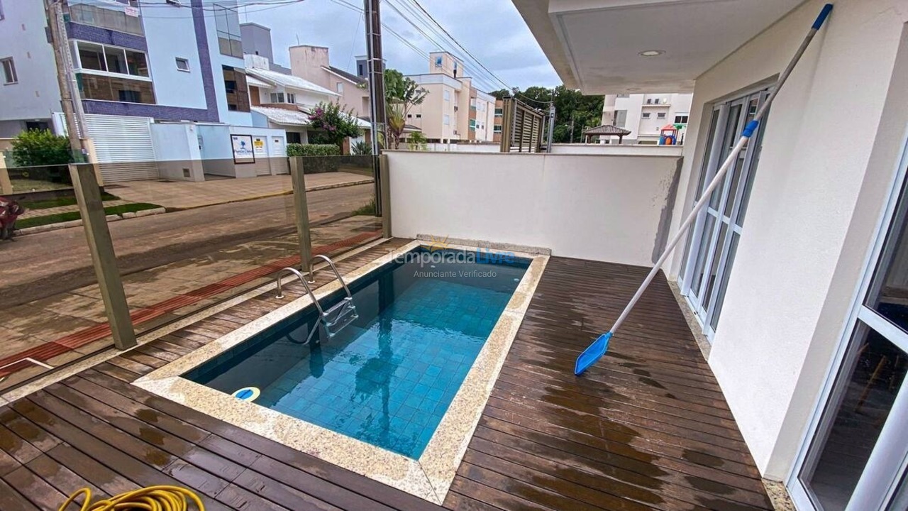 Apartment for vacation rental in Governador Celso Ramos (Praia de Palmas)