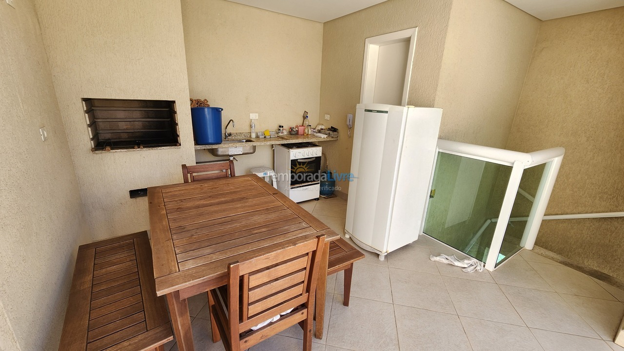 Apartment for vacation rental in Guarujá (Pitangueiras)