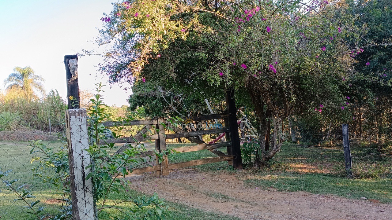 Chácara / sítio para aluguel de temporada em Bragança Paulista (Boa Vista dos Silvas)