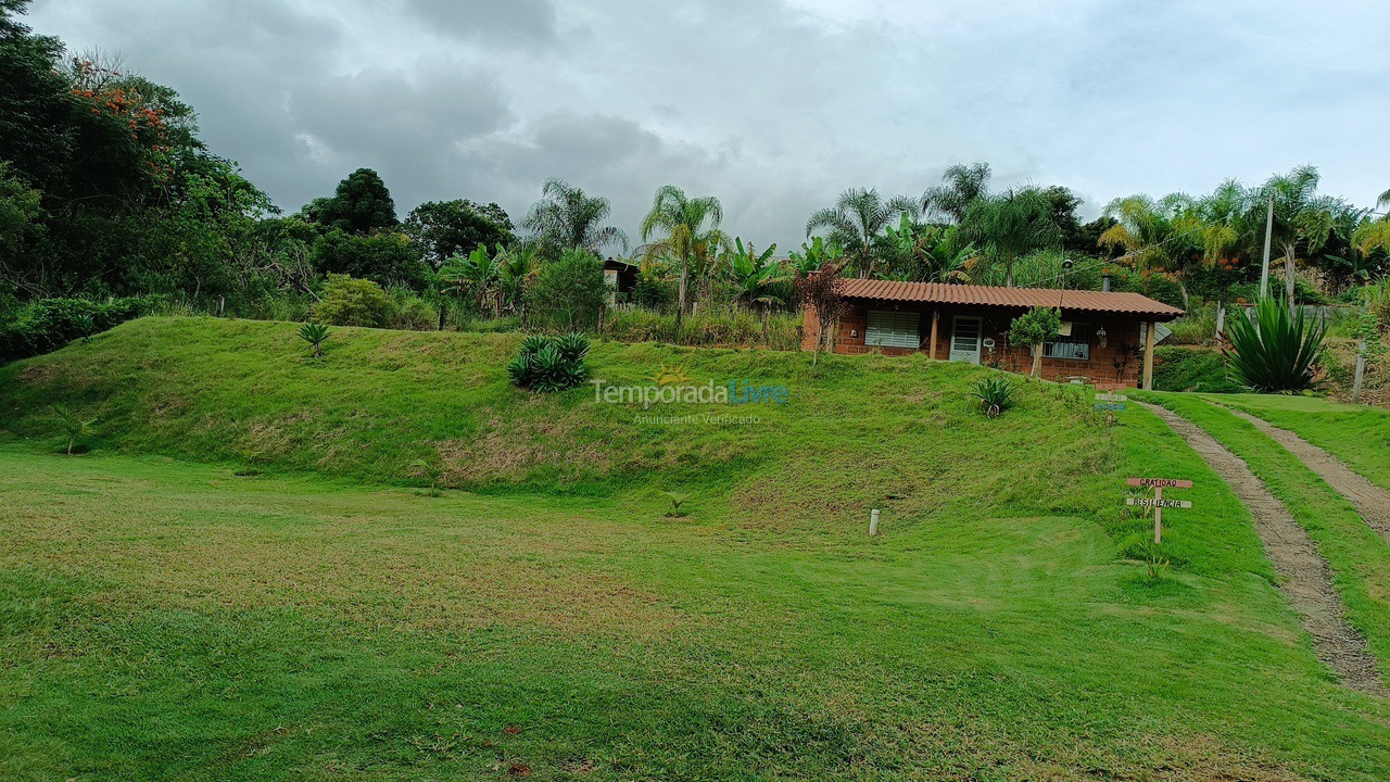 Chácara / sítio para aluguel de temporada em Bragança Paulista (Boa Vista dos Silvas)