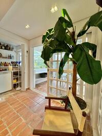 Casa a 100 metros del mar en urbanización cerrada en la playa de Baleia