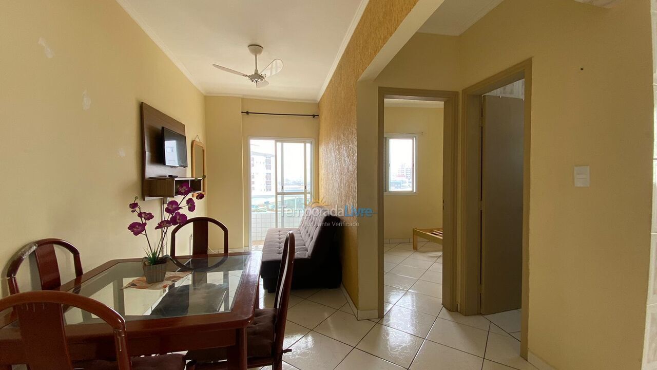 Apartamento para aluguel de temporada em Praia Grande (Vila Mirim)