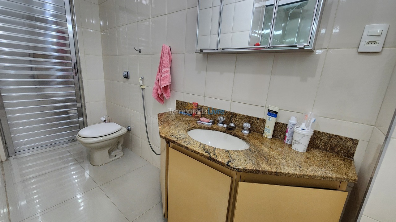 Apartment for vacation rental in Guarujá (Pitangueiras)
