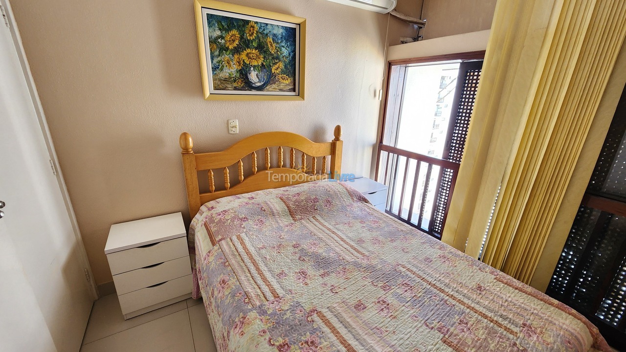 Apartment for vacation rental in Guarujá (Pitangueiras)