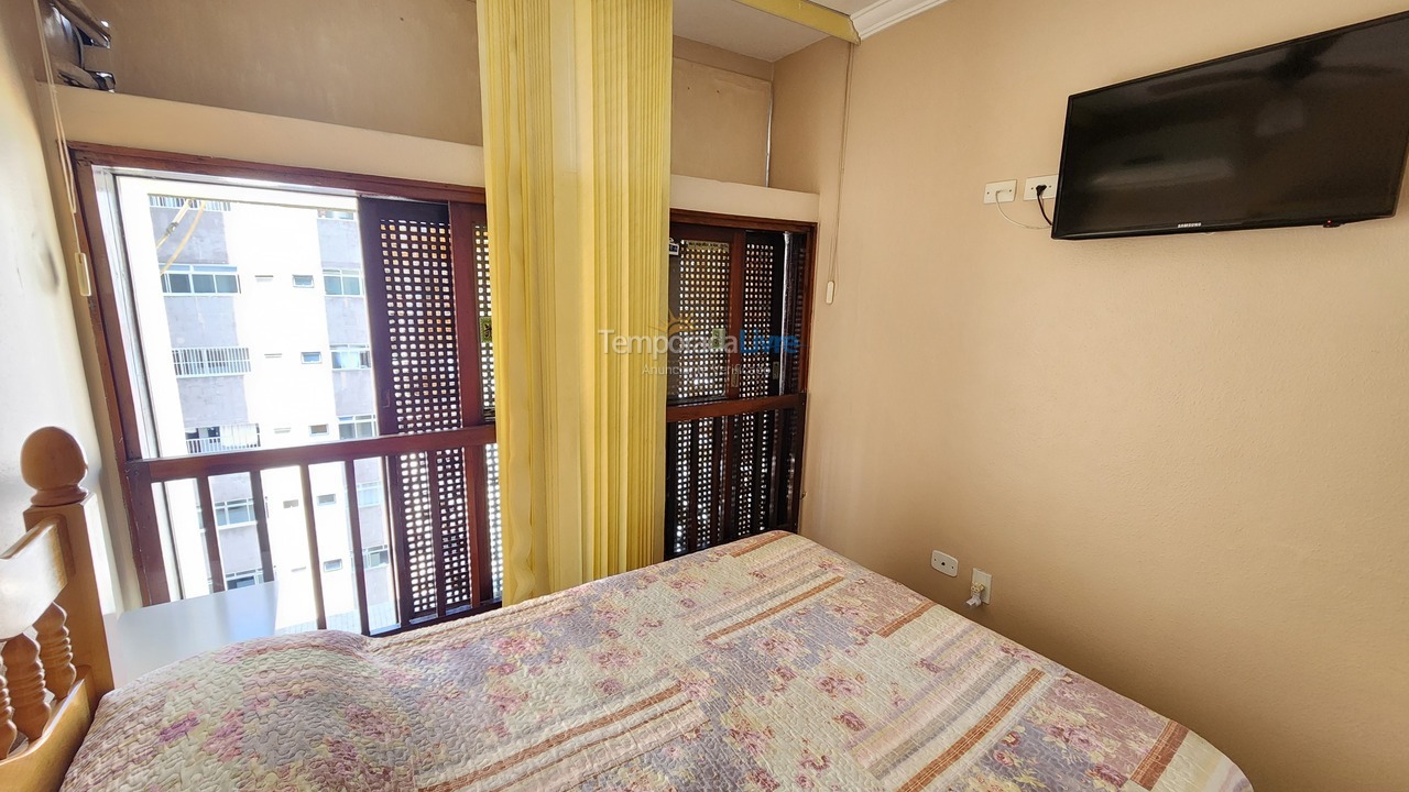 Apartment for vacation rental in Guarujá (Pitangueiras)