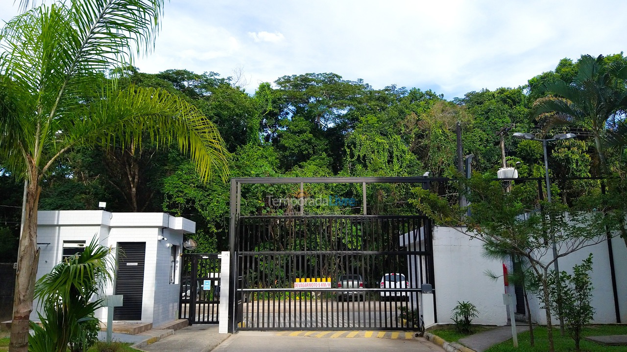 Apartamento para aluguel de temporada em Bertioga (Centro)