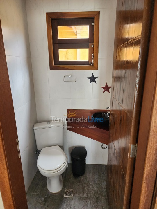 House for vacation rental in Caraguatatuba (Massaguaçu)