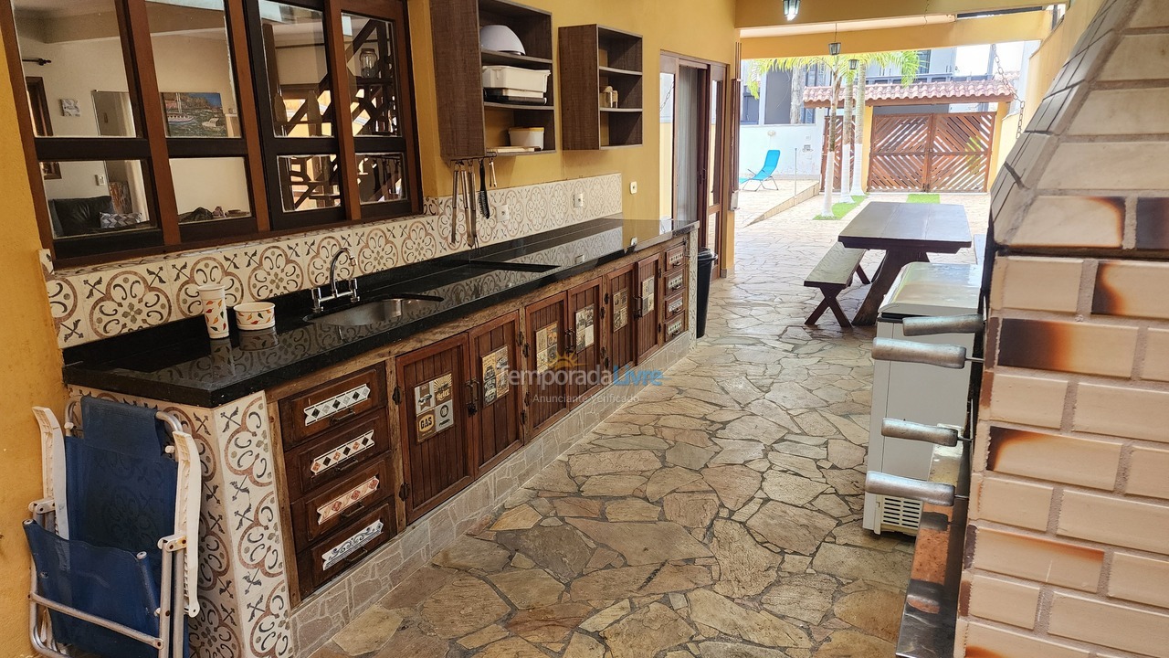House for vacation rental in Caraguatatuba (Massaguaçu)