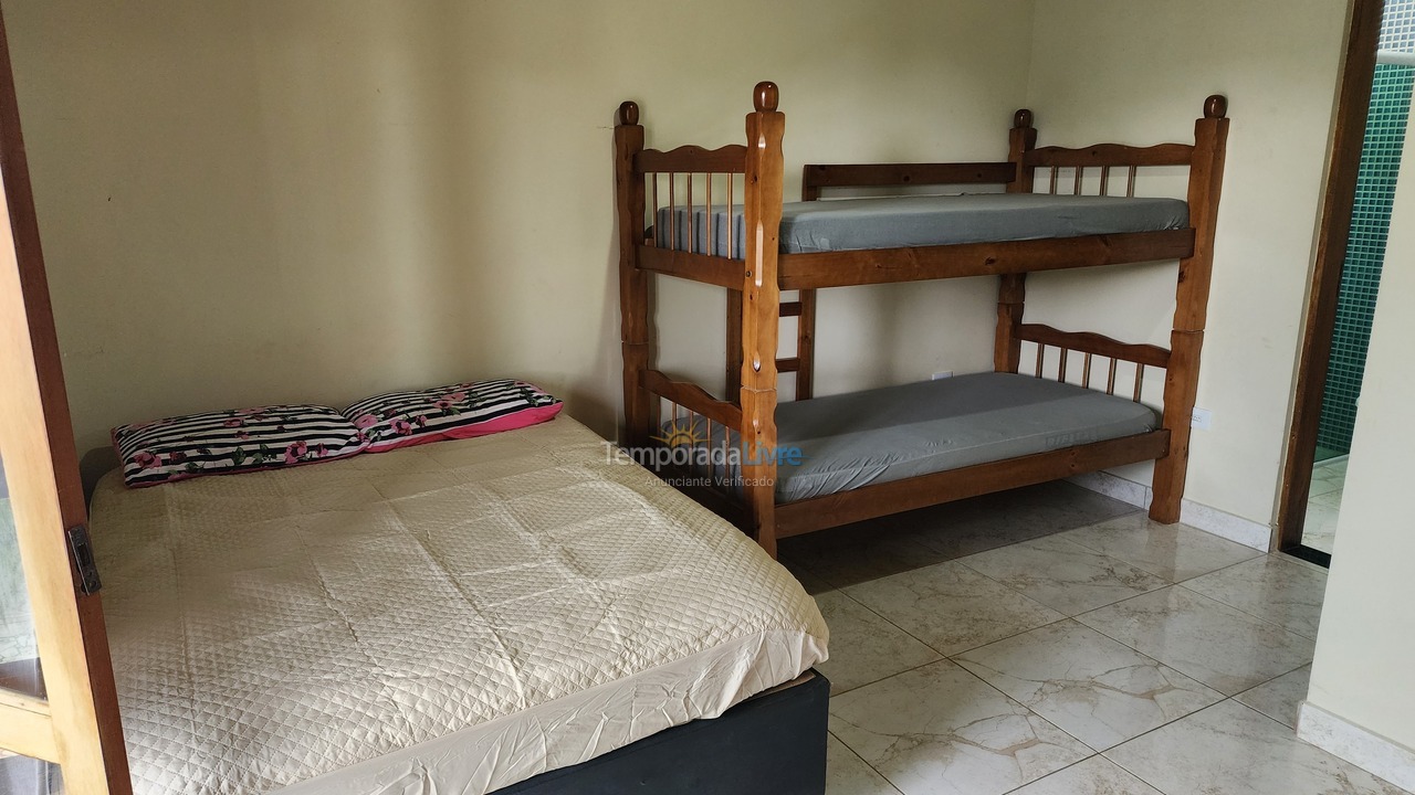 House for vacation rental in Caraguatatuba (Massaguaçu)