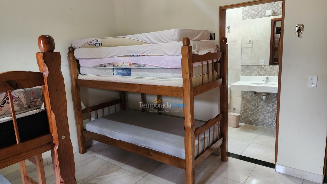 House for vacation rental in Caraguatatuba (Massaguaçu)