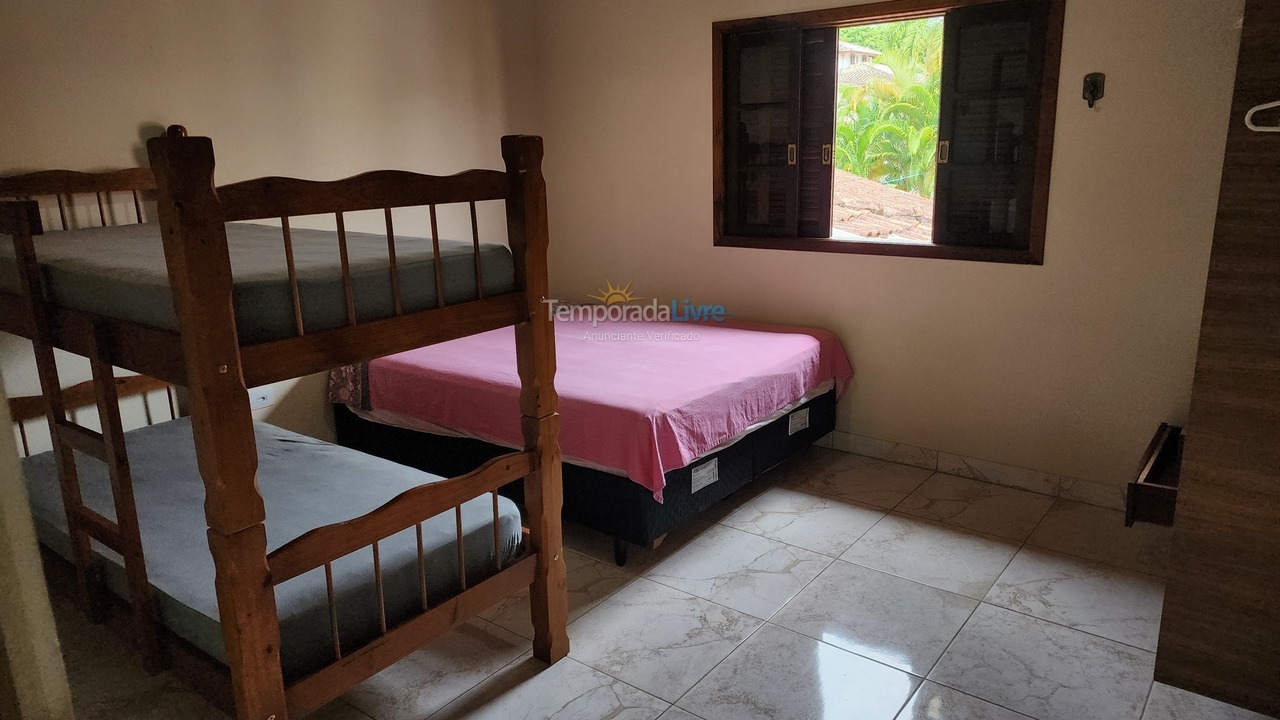 House for vacation rental in Caraguatatuba (Massaguaçu)