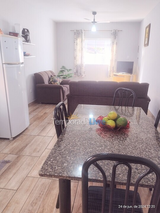 Casa para aluguel de temporada em Caraguatatuba (Massaguaçu)