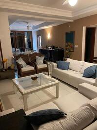 House in a gated community on Baleia beach