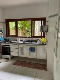 House in a gated community on Baleia beach