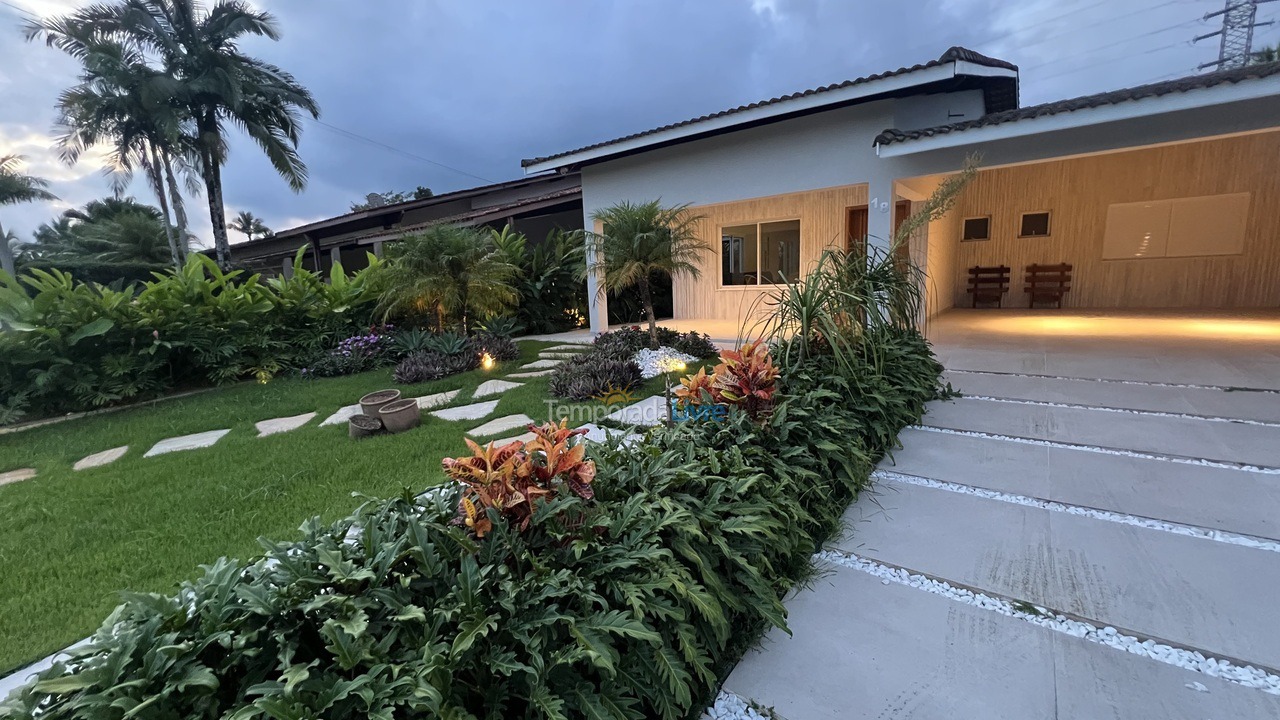 House for vacation rental in Bertioga (Condominio Morada da Praia)