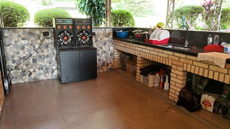 Recanto Vale do Una para festas,finais de semanas e eventos