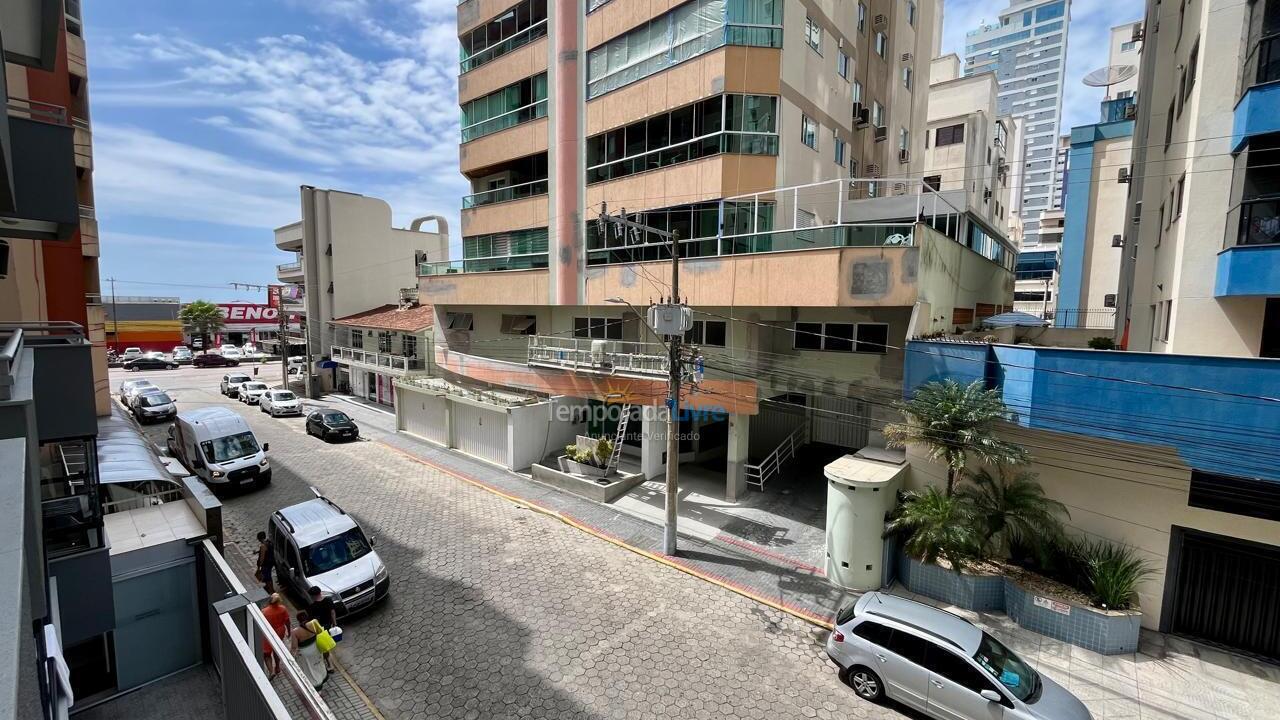 Apartamento para alquiler de vacaciones em Itapema (Meia Praia)
