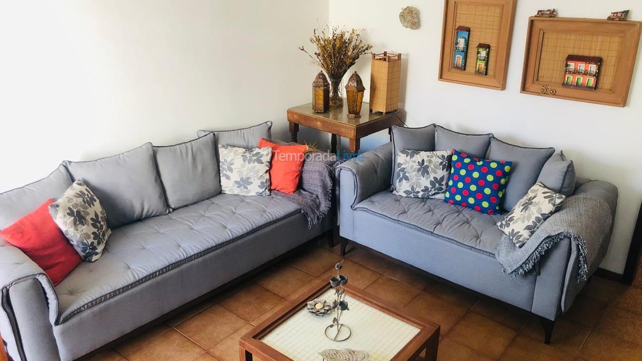 Casa para aluguel de temporada em Cabo Frio (Praia do Forte)