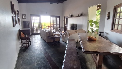 Vista sala para a entrada