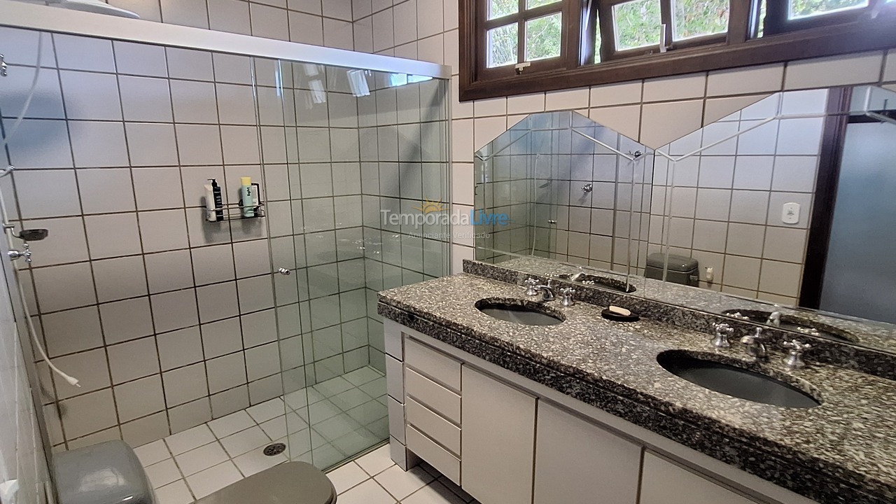 Casa para aluguel de temporada em São Sebastião (Barequeçaba)