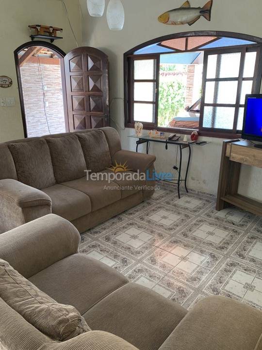 Casa para alquiler de vacaciones em Itanhaém (Jardim Suarão)