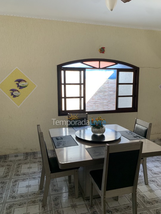 Casa para alquiler de vacaciones em Itanhaém (Jardim Suarão)