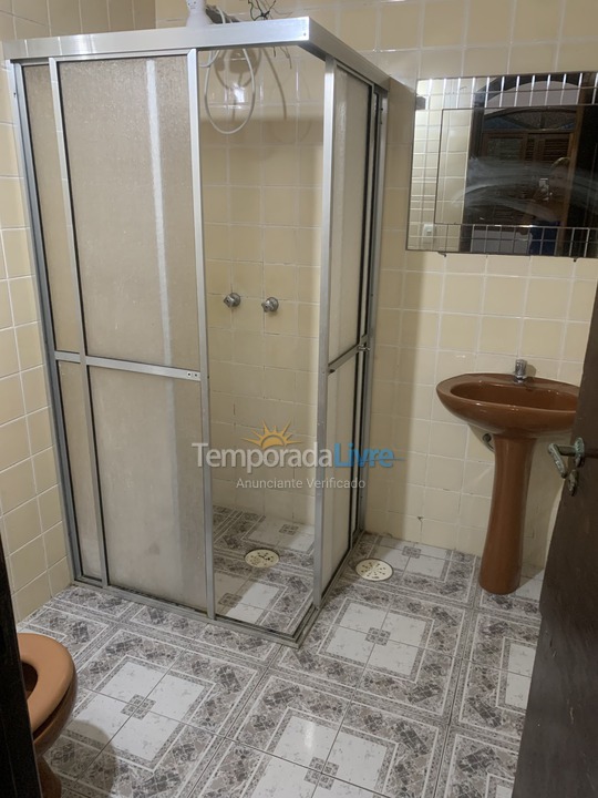 Casa para alquiler de vacaciones em Itanhaém (Jardim Suarão)