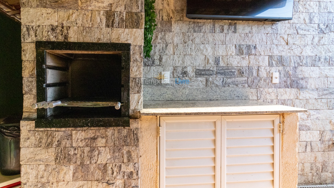 Casa para aluguel de temporada em Armação dos Búzios (Praia Rasa)