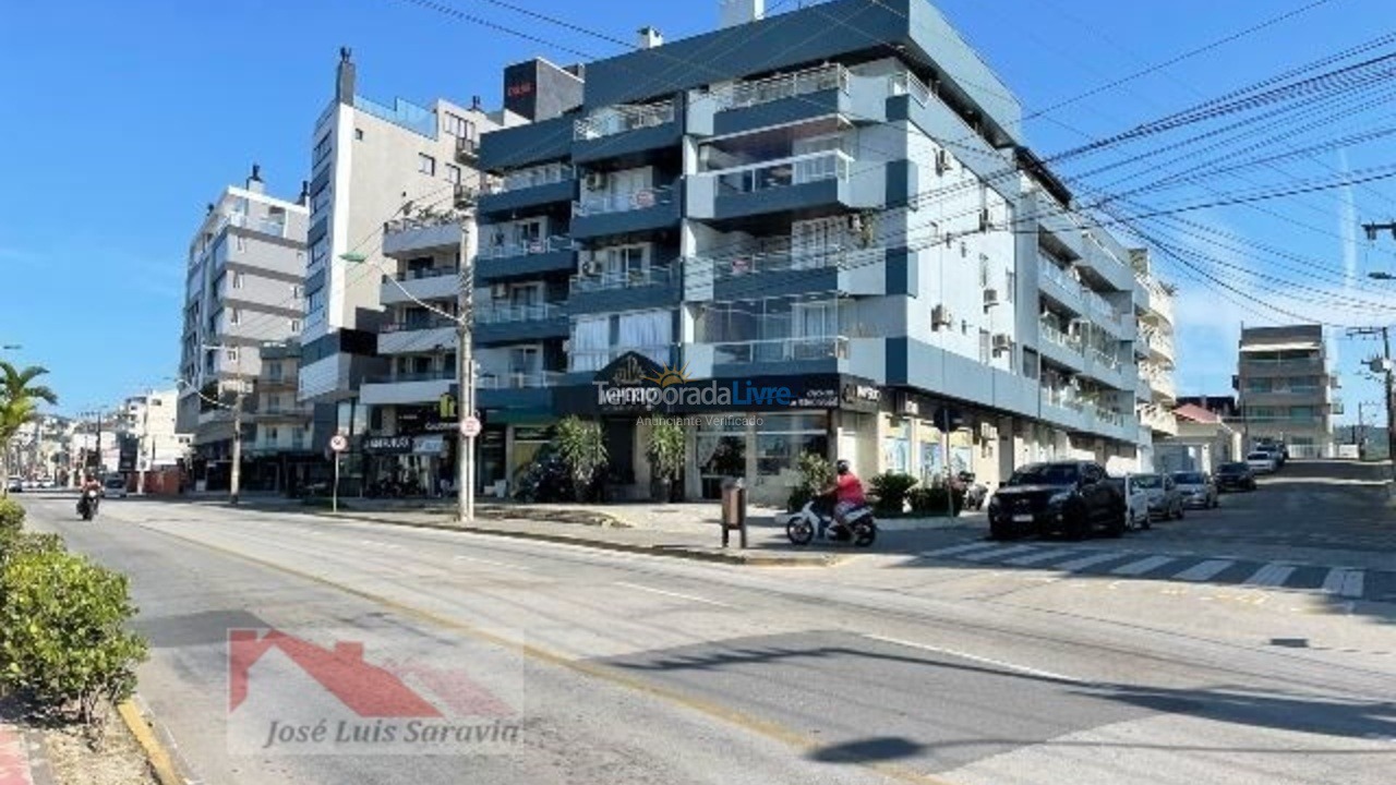 Apartment for vacation rental in Bombinhas (Praia de Bombas)