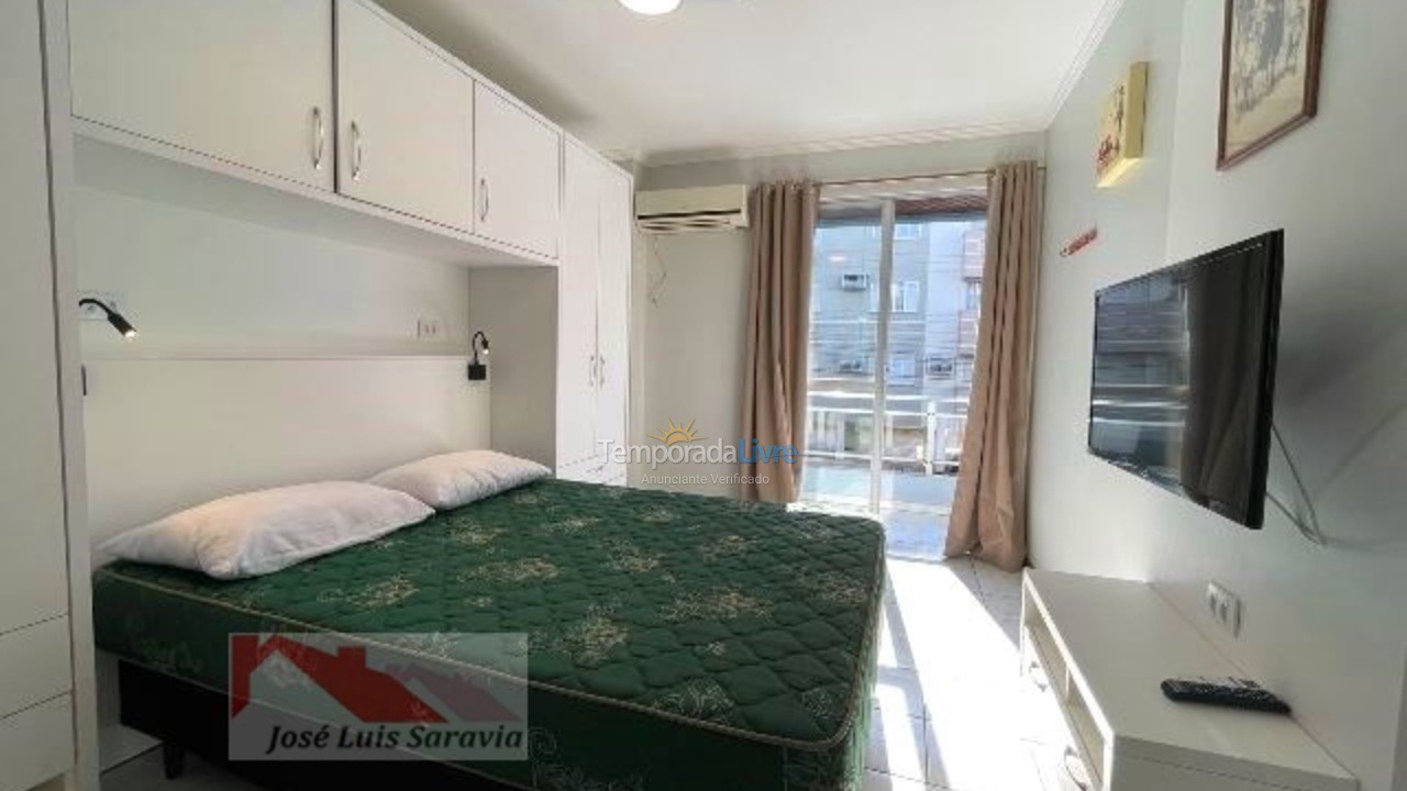 Apartment for vacation rental in Bombinhas (Praia de Bombas)