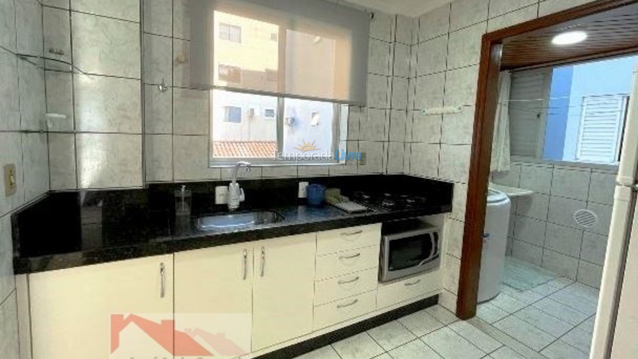 Apartment for vacation rental in Bombinhas (Praia de Bombas)