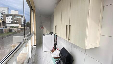 Apto com 3 dormitórios praia de Canto Grande