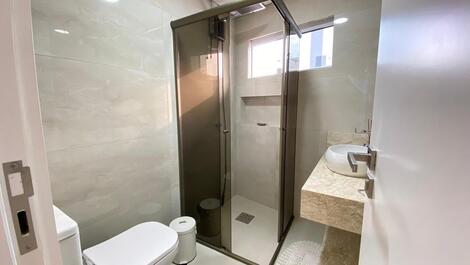 Apto com 3 dormitórios praia de Canto Grande