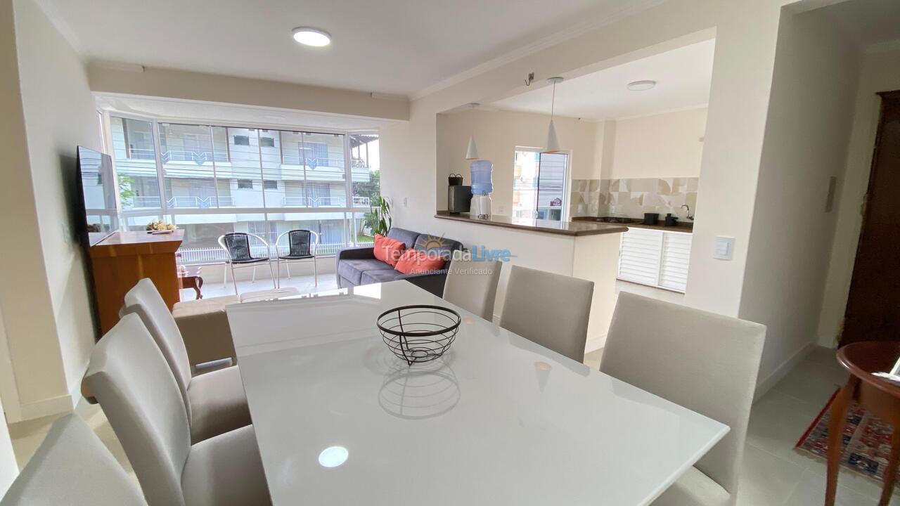 Apartamento para aluguel de temporada em Bombinhas (Canto Grande)