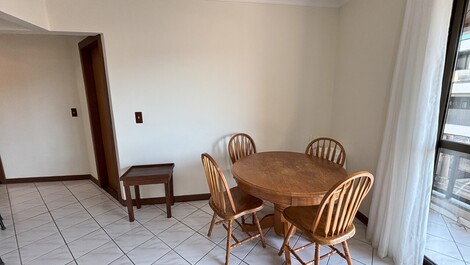 A 50m do mar: apê perfeito para suas férias!