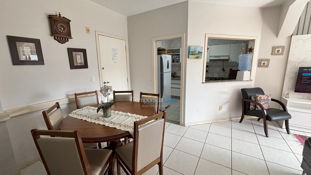 Apartamento para aluguel de temporada em Bombinhas (Praia de Bombas)