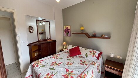 APTO 2 QUARTOS A 50 METROS DO MAR EM BOMBAS