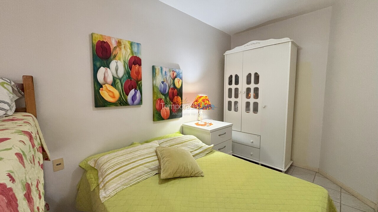 Apartamento para aluguel de temporada em Bombinhas (Praia de Bombas)