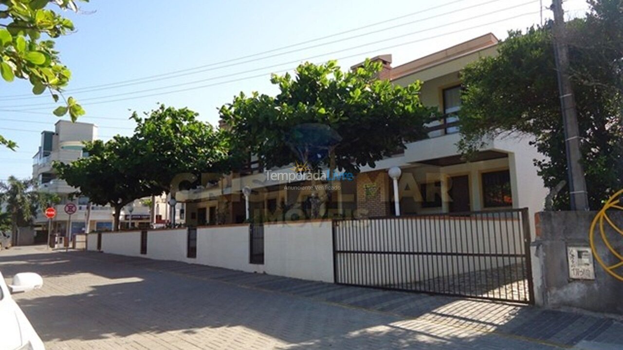 Apartment for vacation rental in Bombinhas (Praia de Bombas)