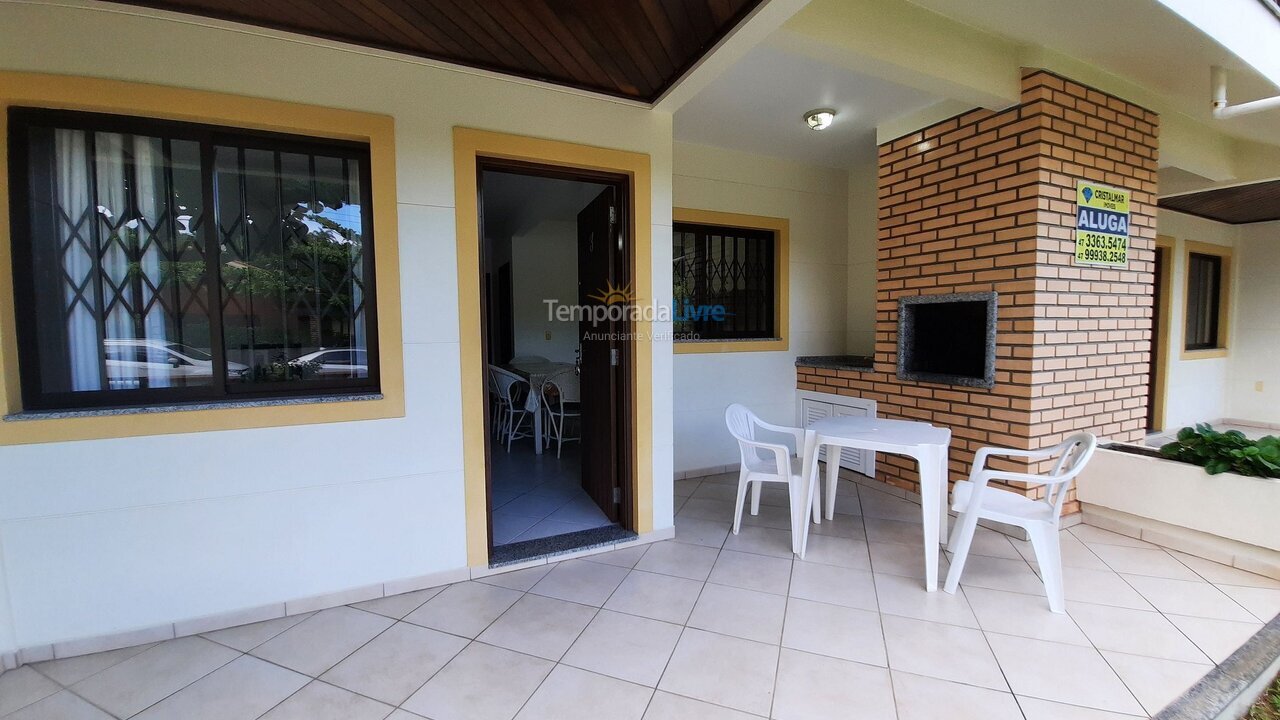 Apartment for vacation rental in Bombinhas (Praia de Bombas)