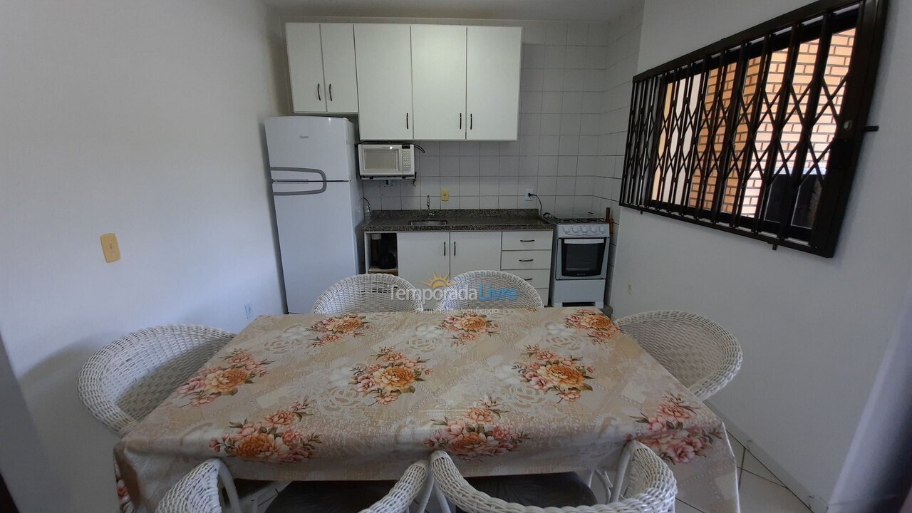 Apartment for vacation rental in Bombinhas (Praia de Bombas)