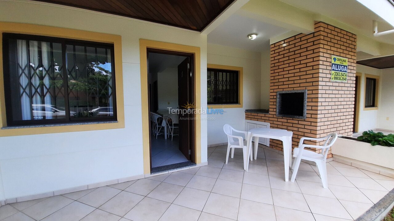 Apartment for vacation rental in Bombinhas (Praia de Bombas)