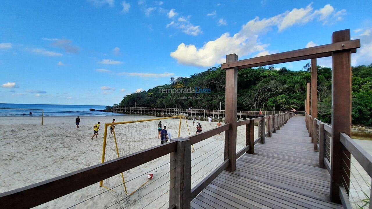 Apartment for vacation rental in Bombinhas (Praia de Bombas)