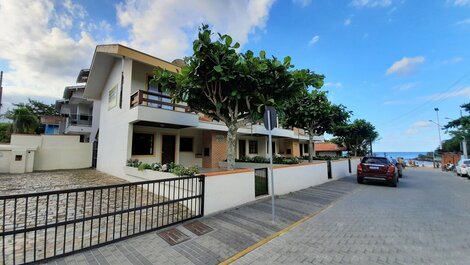 REF 068B Residencial Belo Mar Bombas
